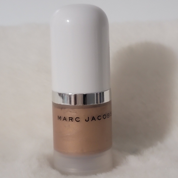 Marc Jacobs Tantalize Dew Drops - Coconut Gel Highlighter - Picture 1 of 3